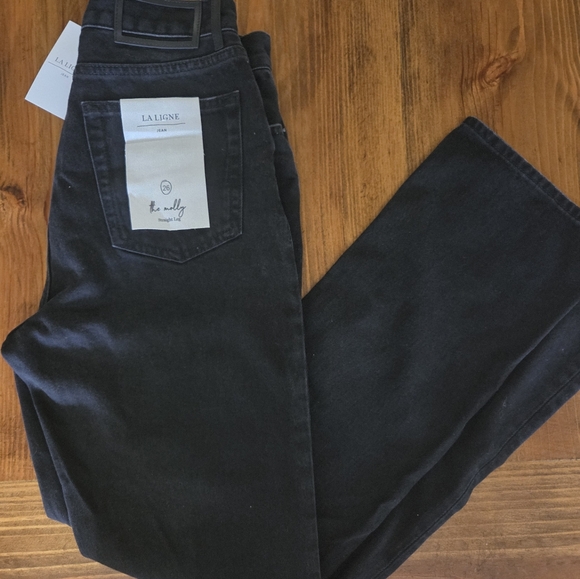 La Ligne Molly Jean - Picture 3 of 6